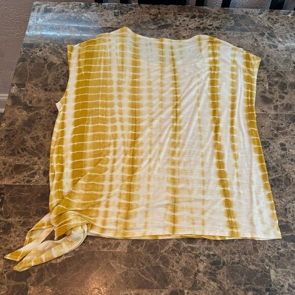 Como Blu Women’s Plus Size 1XL Front Tie Embroidered Detail​ - Picture 10 of 11